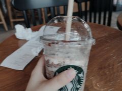 -星巴克(西安曲江银泰店)