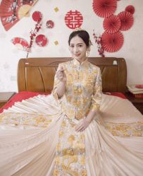-莫小姐婚纱