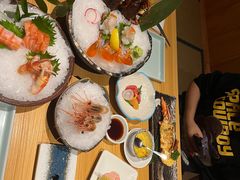 -花和海鲜自助(梅江店)