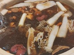 -天宜隆蘑菇宴火锅(石景山旗舰店)