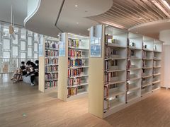 -广州市白云区图书馆