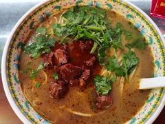 -金杨拉面王小吃面馆·牛三宝面·红烧牛肉粉
