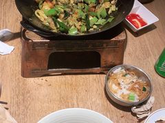 -聚鑫朋酸菜肥肠(文艺路口店)