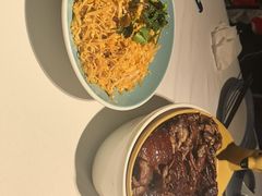 -八府香鸭·啫啫煲(华山路店)