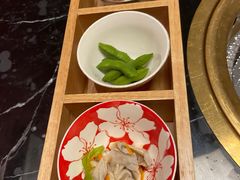 -山川小町·极番烧肉(新地假日广场店)