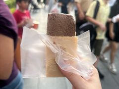 -詹爷爷乌节路街头冰淇淋