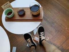 -Line来恩咖啡(石厦花园店)