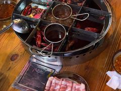 -乖嬢嬢重庆老火锅(南联店)