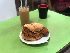 猪扒包-胜利茶餐室