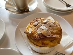 -La-Serene Café