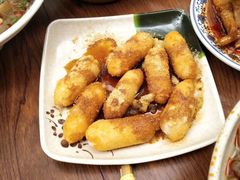 -爆炸头阿姨小四川正宗川味小吃(无任何分店)