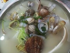 -地方名吃海鲜大馅蒸饺(北戴河店)
