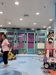 -孩子王童乐园(唐山万达广场店)