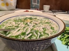 荠菜豆腐羹-三玛璐酒楼(汉口路店)