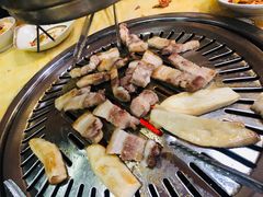 -牛信亭韩国料理·炭火烤肉(紫藤路店)