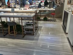 -宏宇眼镜蔡司依视路折扣店(兆佳眼镜城店)