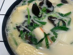 -肥汁米蘭香港米线(长宁来福士店)