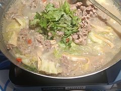 -川流不息·地道川菜·小龙虾(新松江路店)