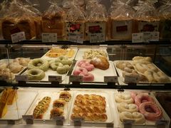 -米熊蛋糕店(天虹商场西丽店)
