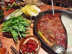 -周小明火锅(黑金冠社区店)