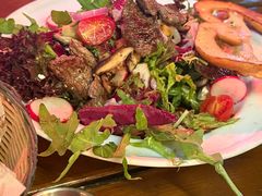 宝莱纳特色烤牛柳沙拉-宝莱纳餐厅(滨江店)