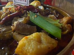 -沙胆彪炭炉牛杂煲(成都玉林店)