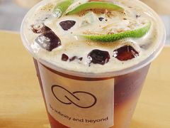 柠檬冰美式-infinite cafe