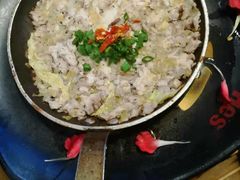 -何师烧烤·香辣蟹·川菜·30年老品牌(太古里旗舰店)
