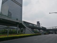 -陆家嘴空中步行连廊