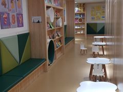 -亲亲袋鼠托育早教·思维专注力·棕熊英语(鼓楼恒力城店)