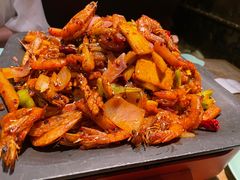 -炭舍干锅·烤鱼(扬名广场店)