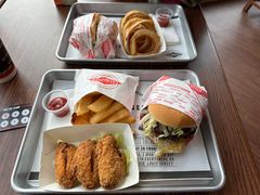 特色鸡翼-FATBURGER 特富客汉堡(外交公寓店)