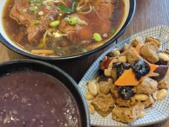 -玖鲜小笼(中山广场店)