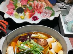 -蟹犇前•帝王蟹雪蟹(陆家嘴店)
