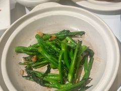 -贝勒爷·酥不腻烤鸭