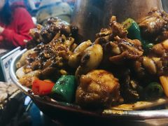 -巴四老城区炭火蛙锅(张江店)