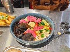 -马路牙子烧烤馄饨酒馆(望京店)