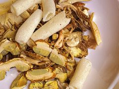 -黔蘑菇四季餐厅(观山湖店)