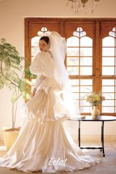 点击看大图 -Renee芮亦婚纱