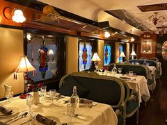 -火车头法国西餐厅