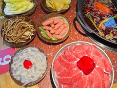 -赵美丽·重庆社区火锅·直营店(火车东站·中豪国际店)