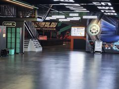 -极限PLAY运动娱乐新世界·团建派对表演休闲馆·室内高空游乐园