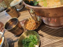 -成都你六姐·牛肉冒菜(上海环宇荟店)
