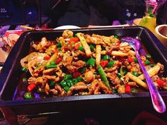 炭烧牛蛙平锅紫苏味-蘭奢雅集·江浙菜(青山江滩店)