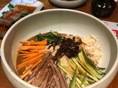 鸡丝凉米线-云海肴·汽锅鸡·云南代表菜(天津国金汇店)