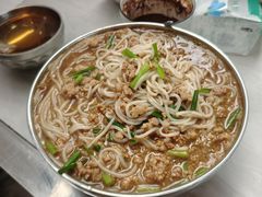 -正宗杨记普洱酸醋米线(总店)