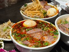 肉蛋双飞牛肉面-清真·马安军辣子牛肉面