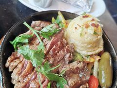 -Chili's Cafe&Bar奇利斯(滨江店)