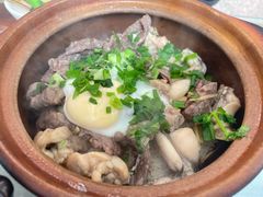 -容里煲仔饭(利丰北路店)