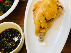 -侬佳蒸菜馆(听潮店)